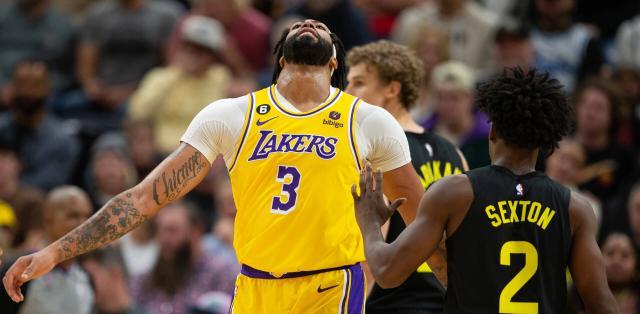 1668088997533012434.jpg AnthonyDavisLakers111022-scaled.jpg